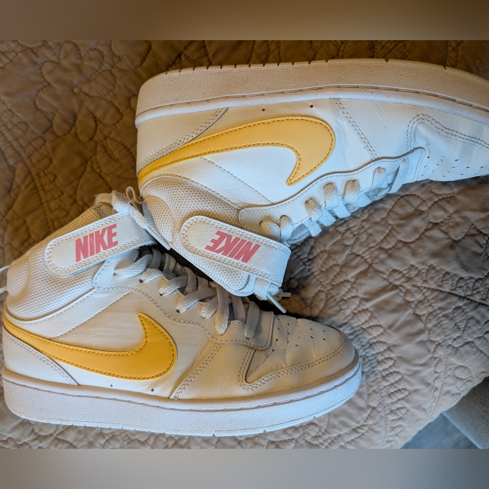 Nike Kids Sneakers White and Yellow